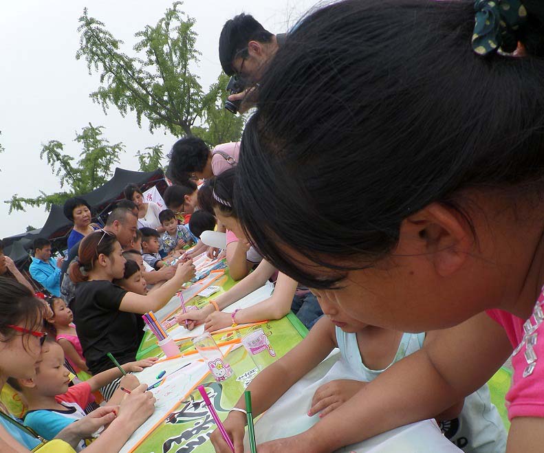 �I�����@С���Ѽ����L(zh��ng)�����L(f��ng)�~���L�����������Լ��ĭh(hu��n)�����Z(y��)��