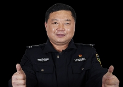 全國人大代表、黃山“守松人”