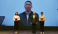 ���߼�ح����W(w��ng)�hί��ӛ�������L�������~�����c��ƽ��Ӣ�ۡ���Ӱ